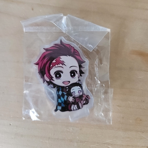 Demon Slayer TANJIRO KAMADO Acrylic Stand Keychain Pin - Picture 7 of 8